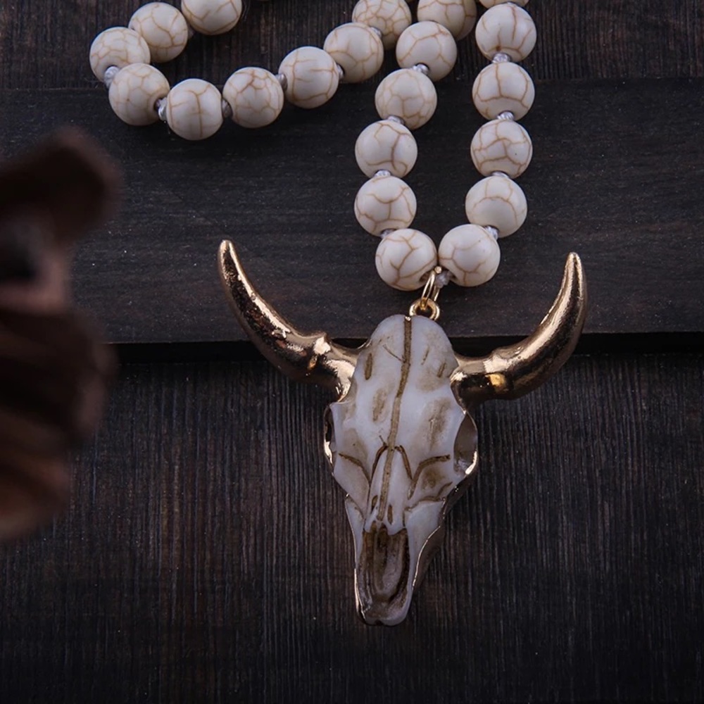 Unisex Fashion Bohemian Long Skull Pendant Necklace - Picture 14 of 14
